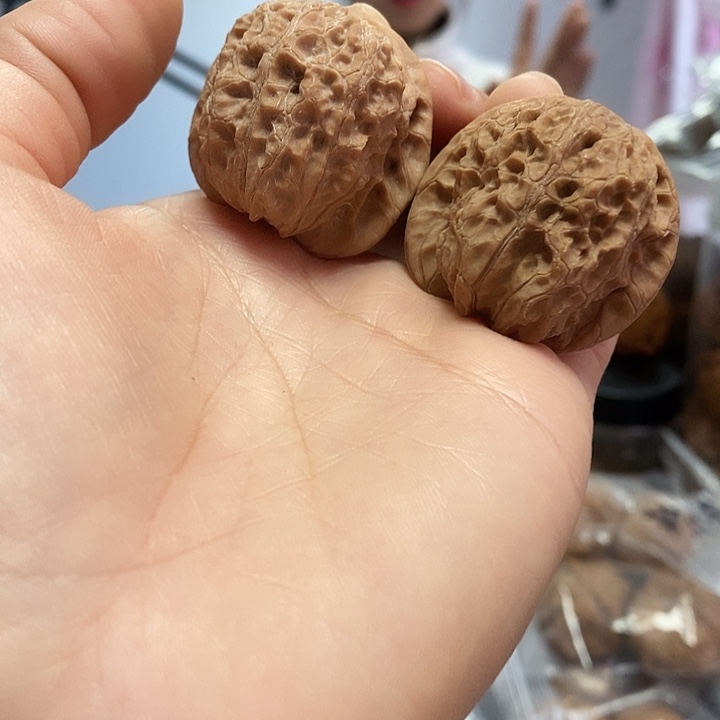 文玩核桃把件36.5血麒麟油修