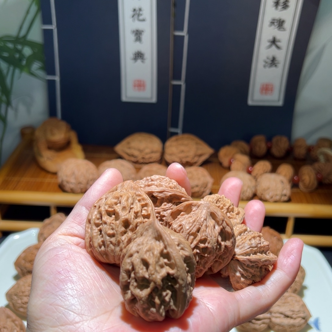 把件文玩核桃天外陨铁陪嫁两对核桃