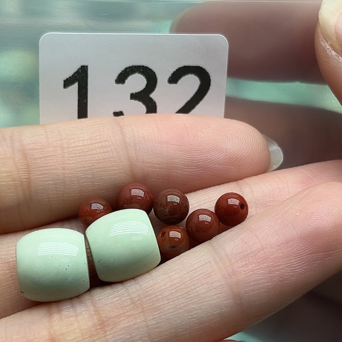 夫***号南红玛瑙未镶嵌珠宝奇石