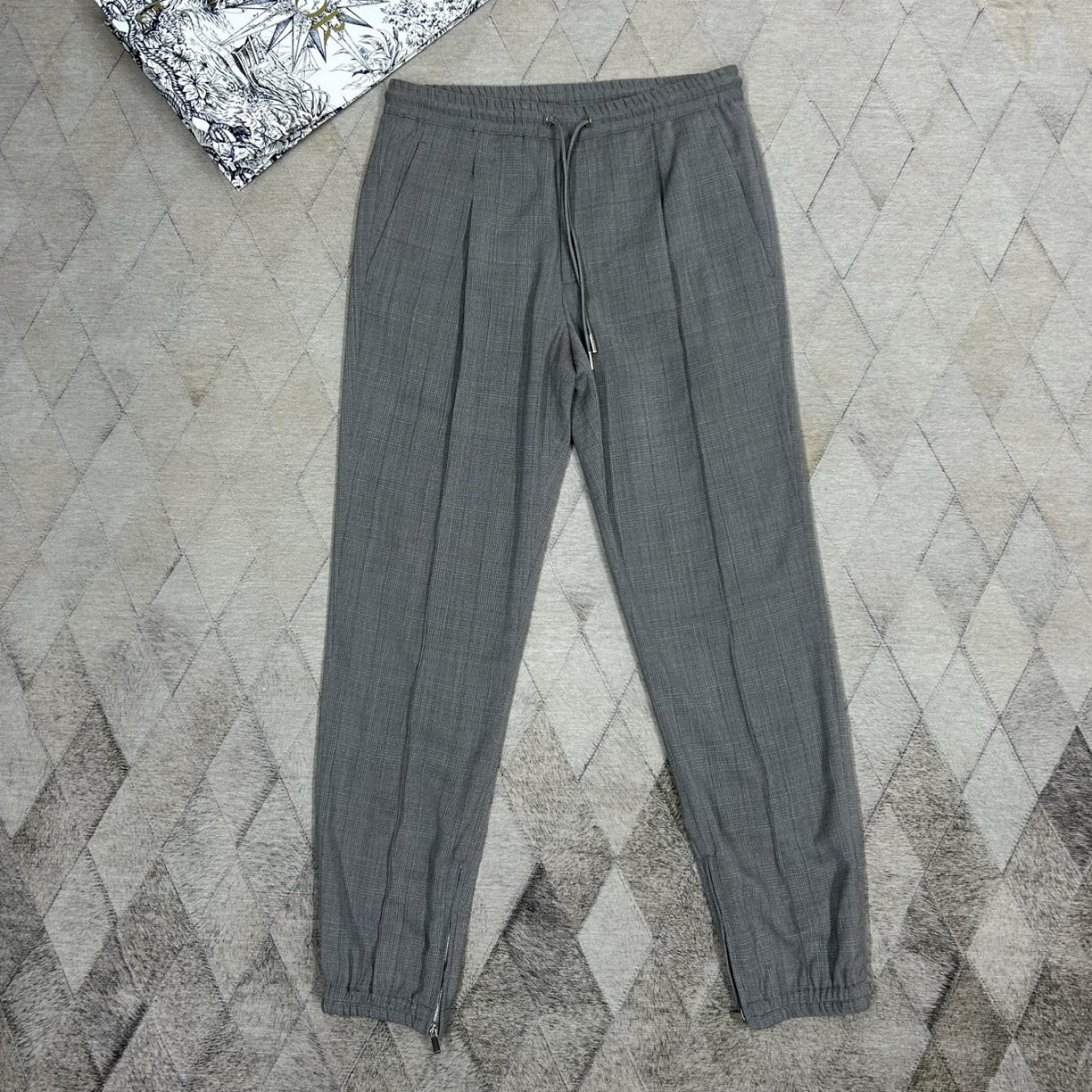 未使用 DIOR/迪奥 134994 灰色休闲裤