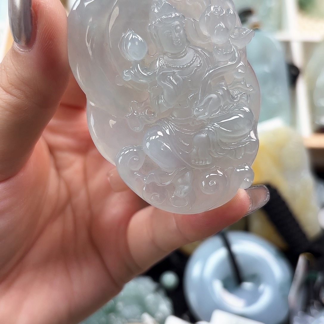 翡翠颈饰未镶嵌意**炮观音