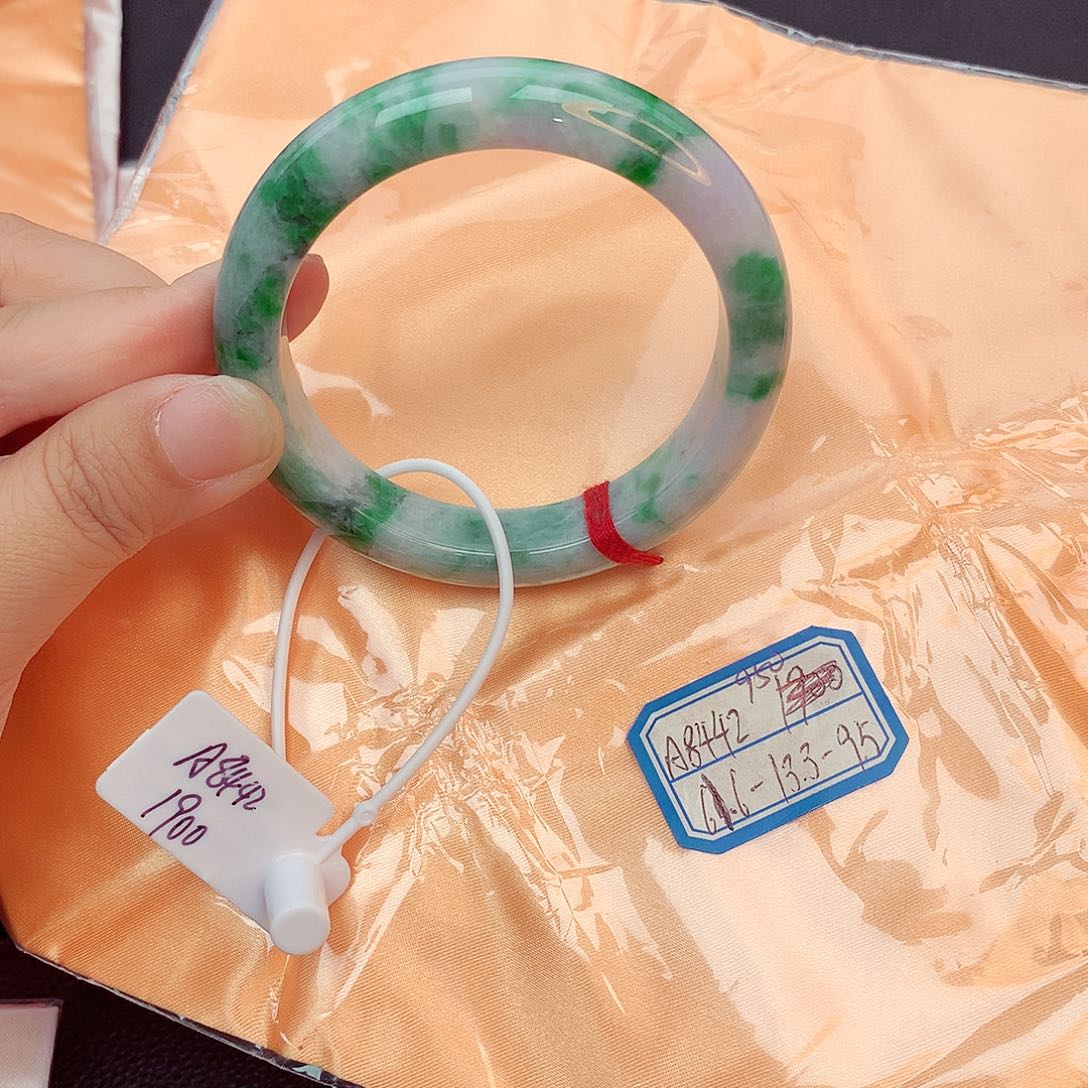 翡翠手镯未镶嵌天然缅甸翡翠A货