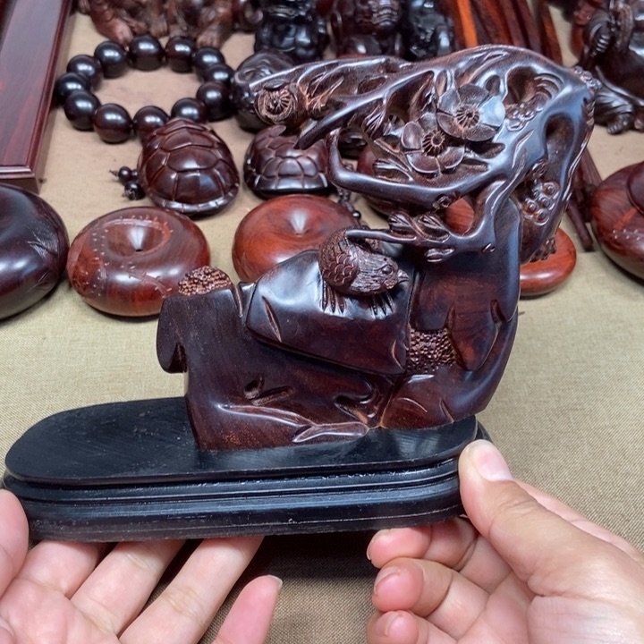 檀香紫檀（小叶紫檀）印度小叶紫檀（喜上眉梢摆件）