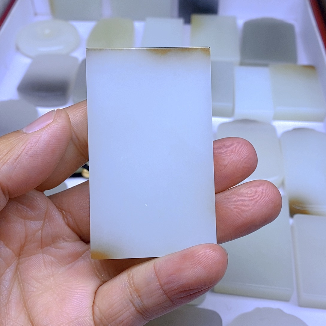 和田玉颈饰未镶嵌春*