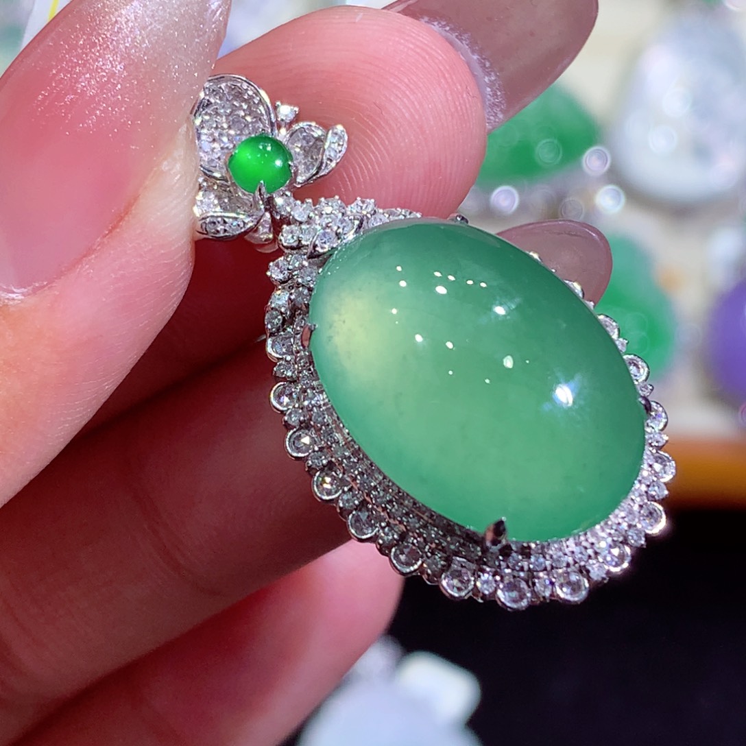 翡翠18K金镶嵌吊坠(不含链)