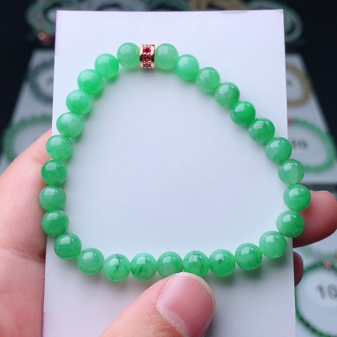 翡翠手串未镶嵌翡翠