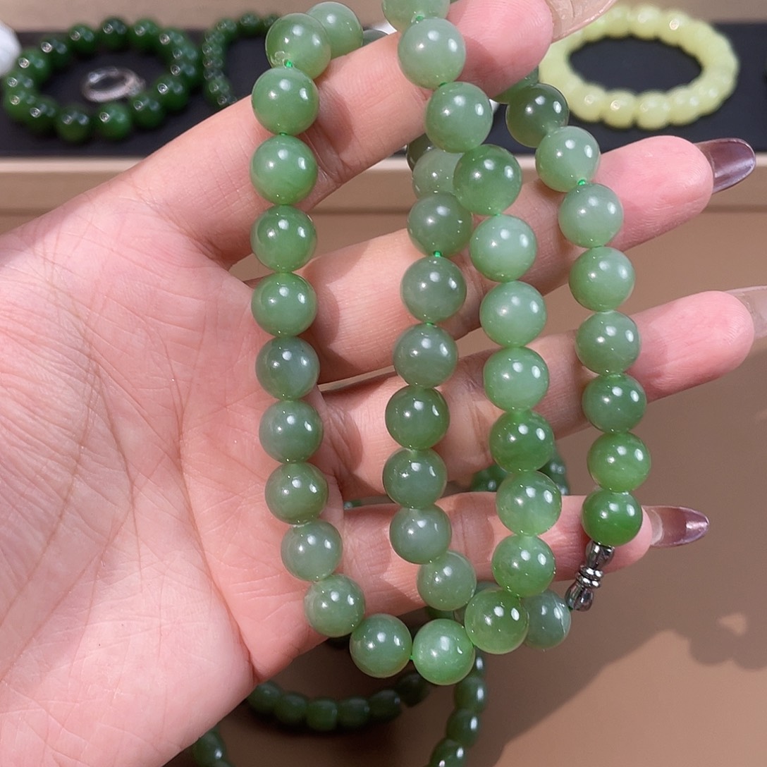 和田玉（碧玉）手链未镶嵌10。 无黑 俄老料 