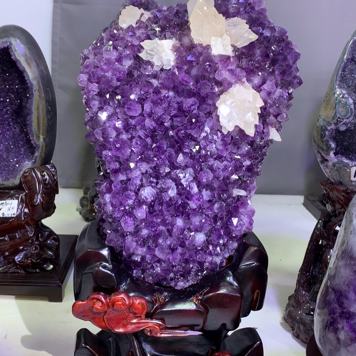 未镶嵌水晶大型摆件（非配饰）