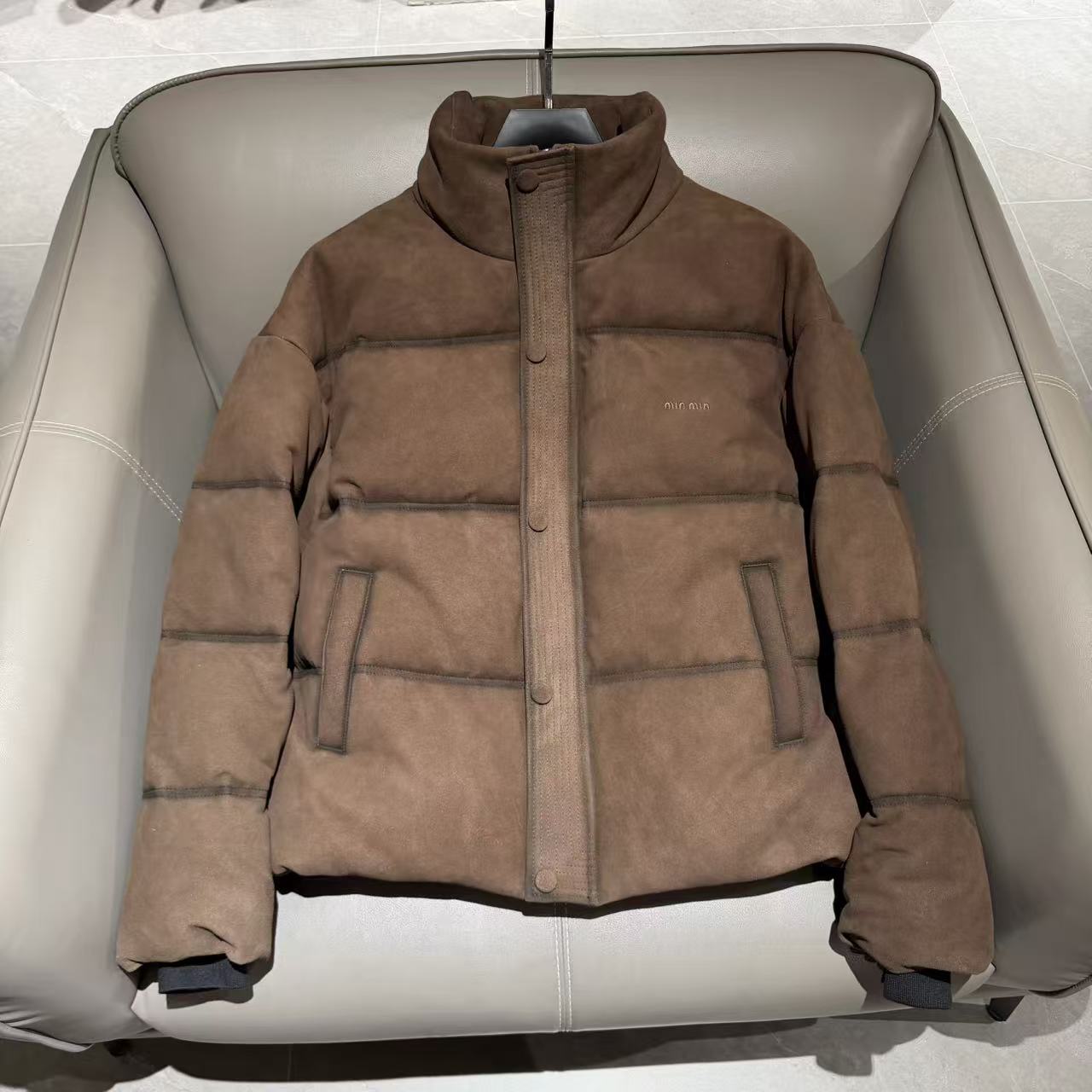 進口反绒羊皮 男女同款 冬装皮衣面包服 真皮 雪25666