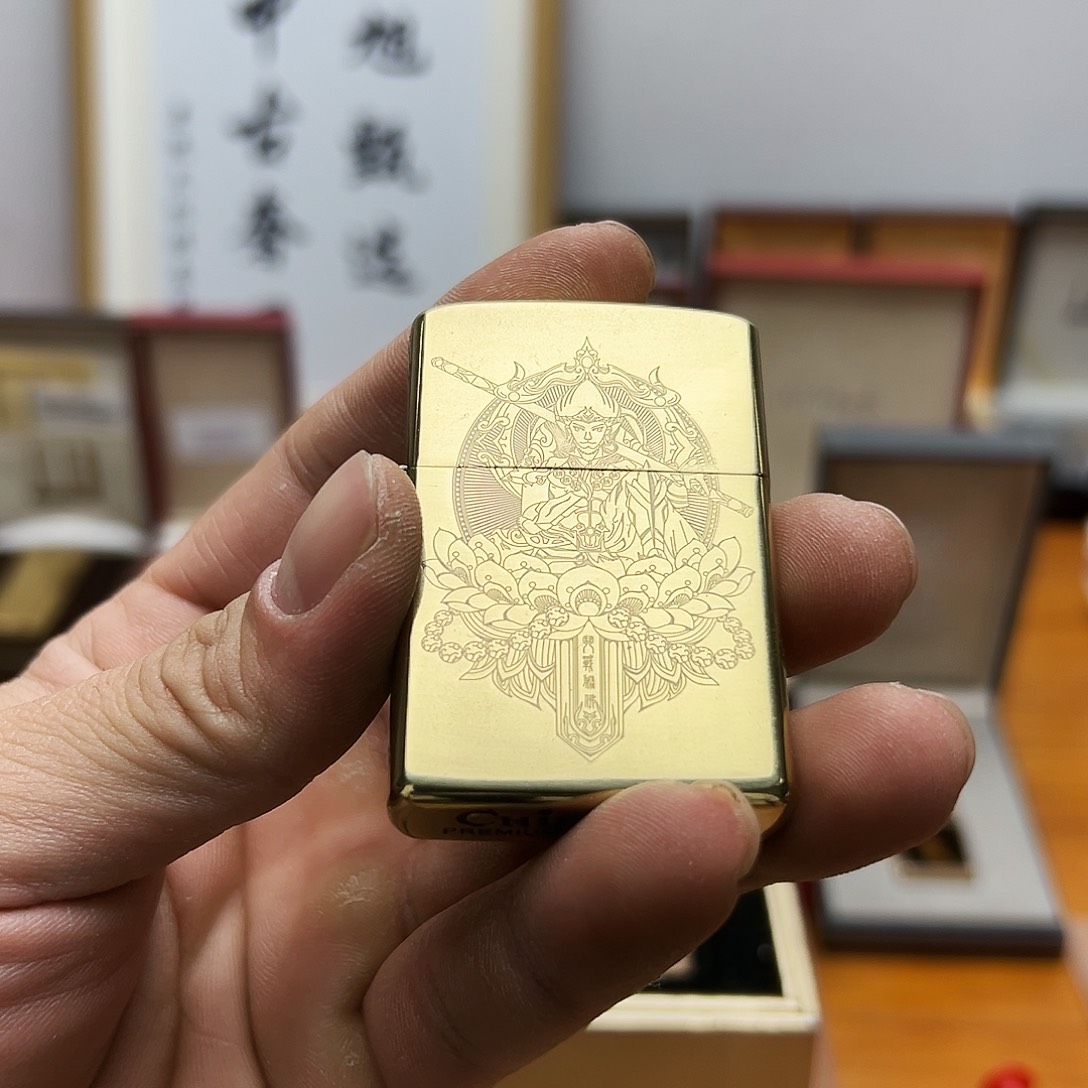 中邦斗战神油机金色