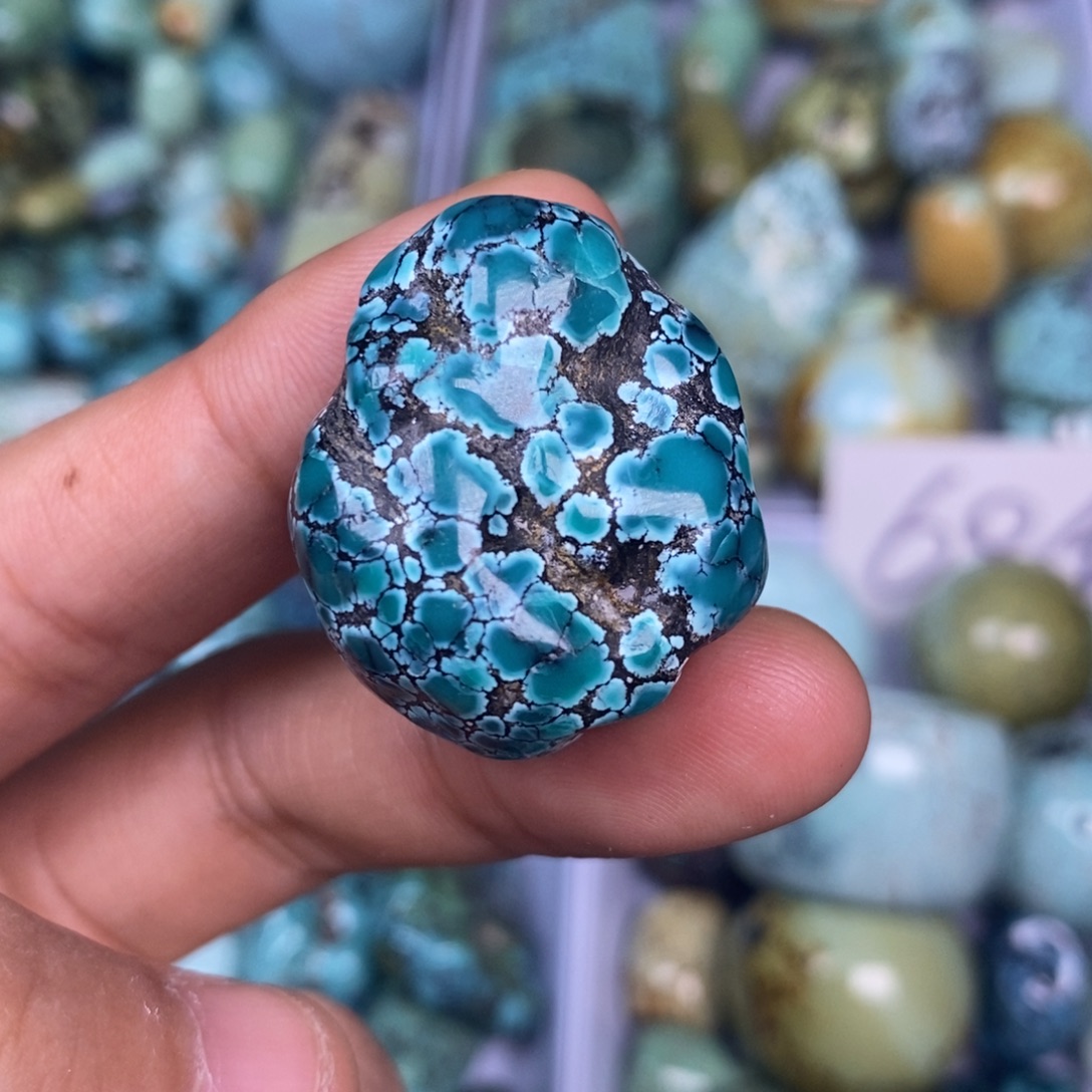 绿松石未镶嵌挂件