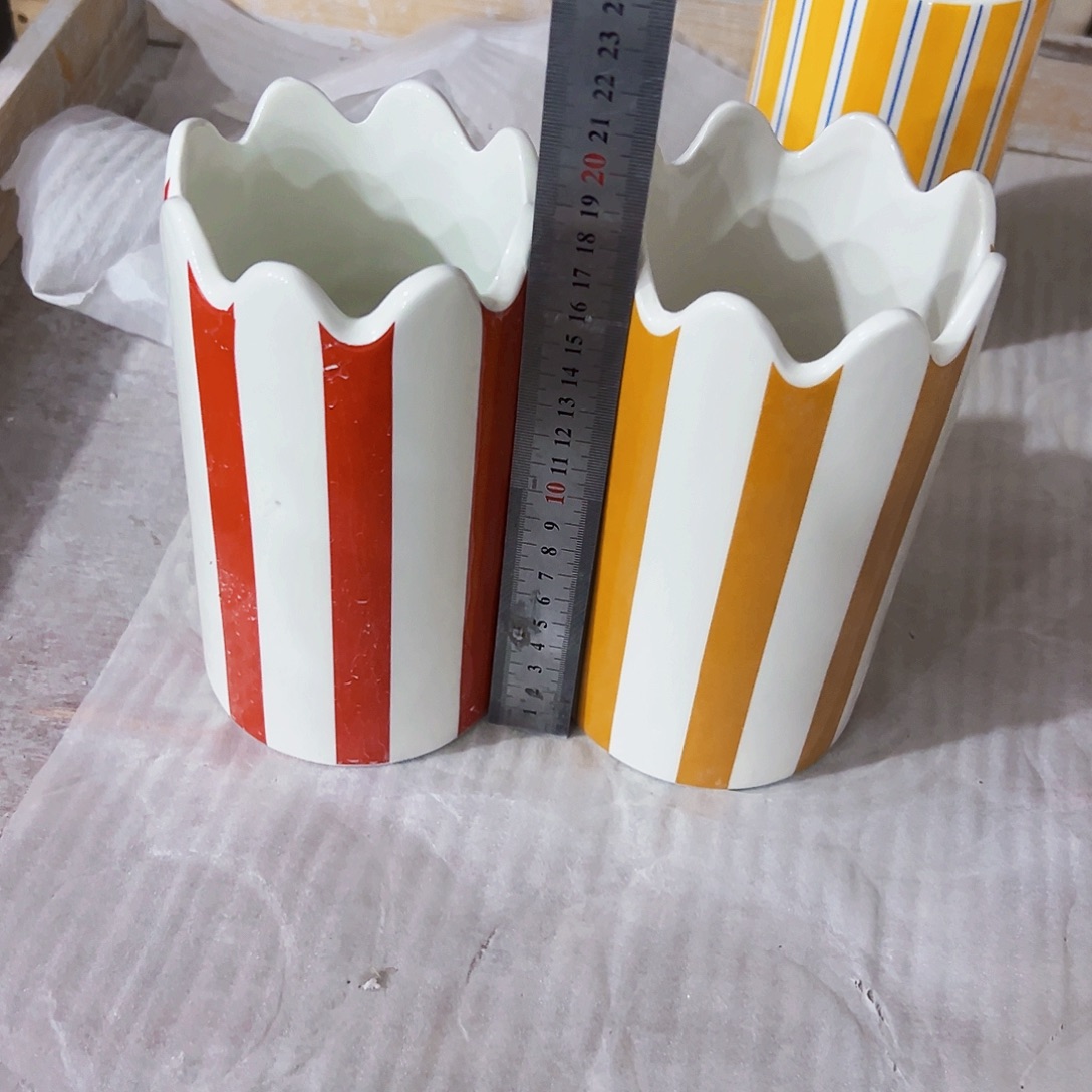 无孔，不打孔外贸尾单陶瓷花盆凑单10米包邮