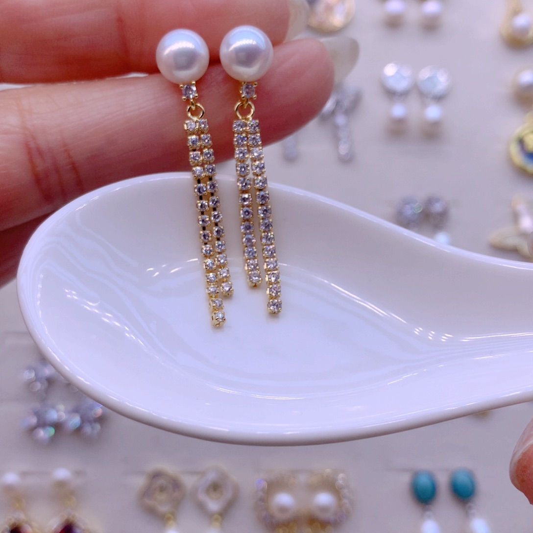 淡水珍珠合金耳饰