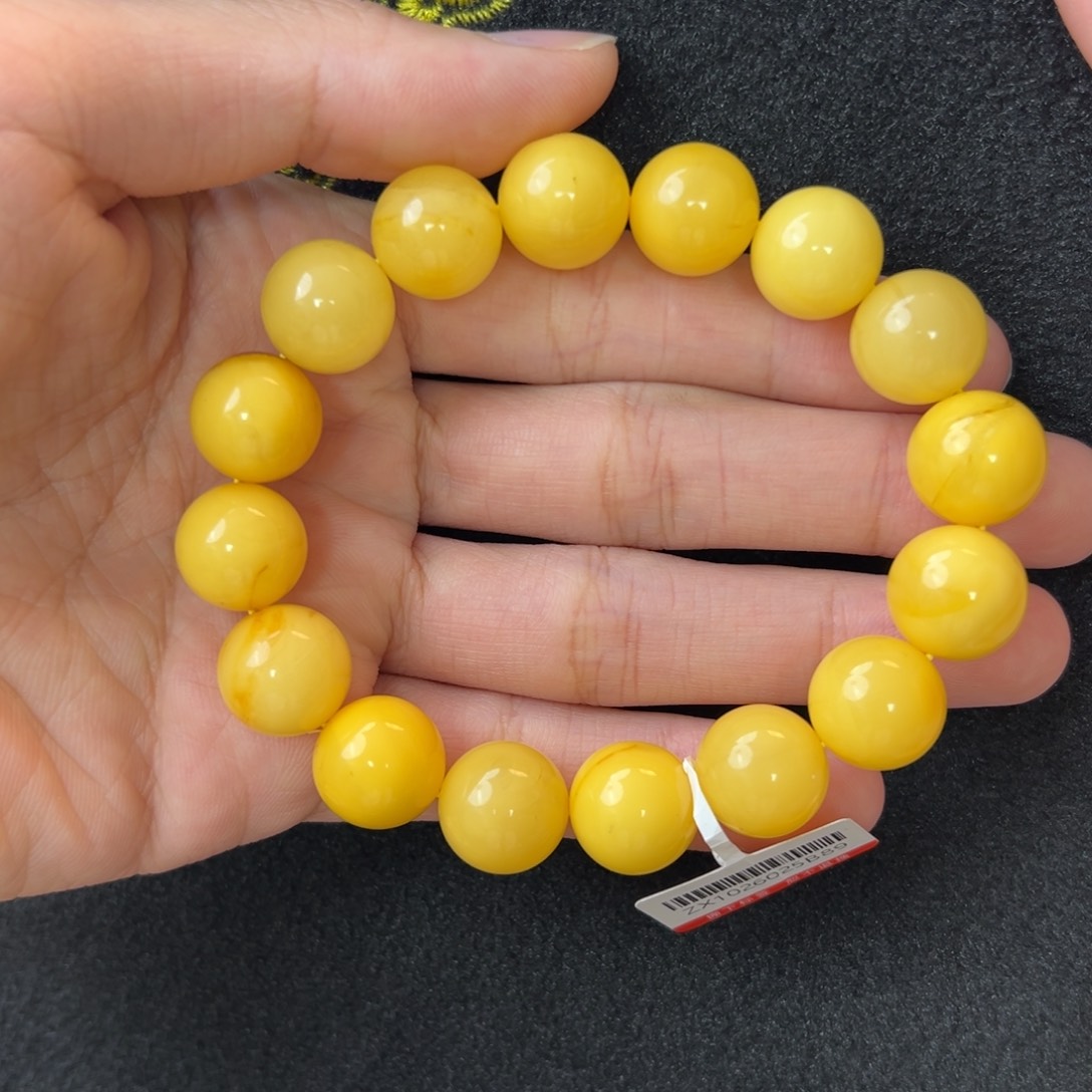 未镶嵌琥珀珠宝奇石