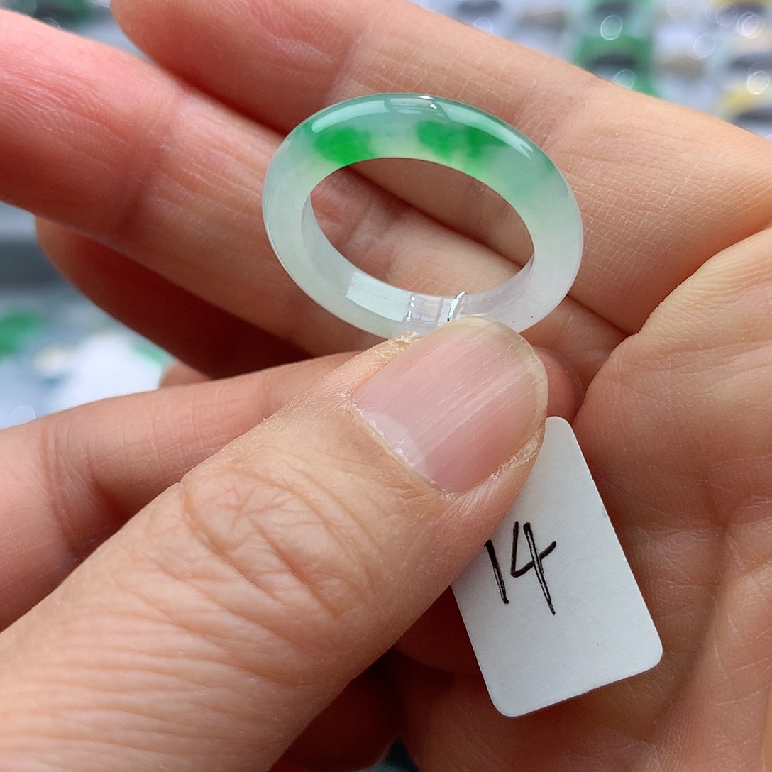 翡翠戒指未镶嵌14号