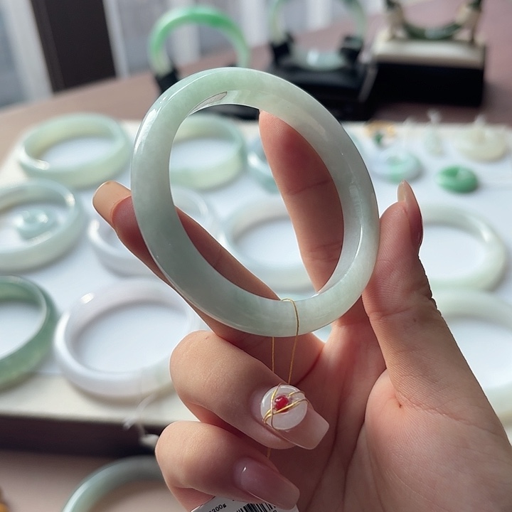 翡翠未镶嵌手镯（序号4）点菜看细节