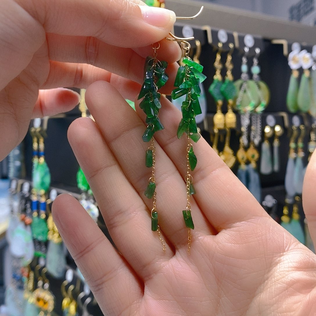 未镶嵌翡翠耳饰小*裤翡翠