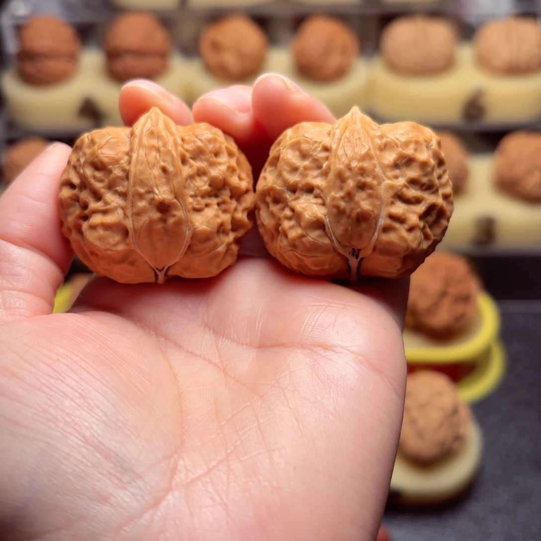 文玩核桃把件26号车