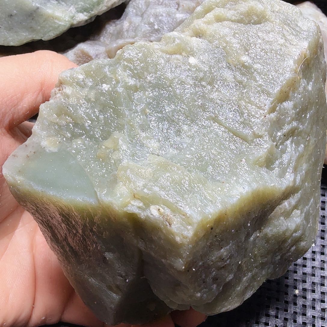 和田玉（糖玉）未镶嵌珠宝半成品