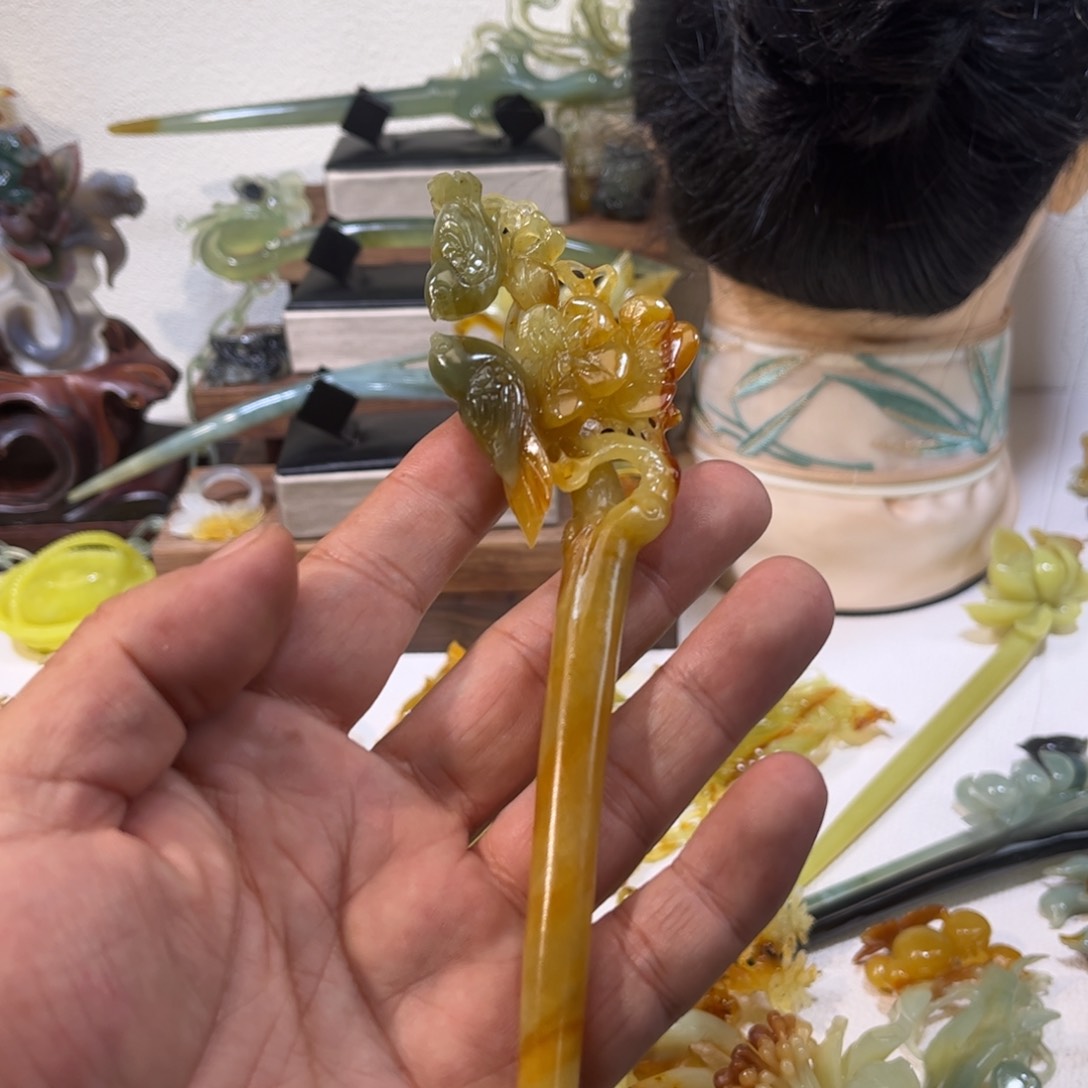 蛇纹石玉发簪合金小***悠