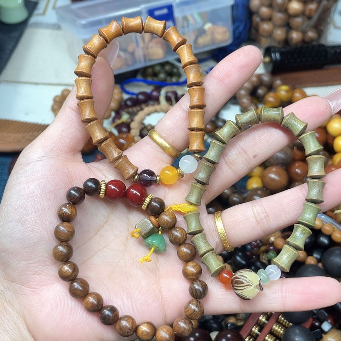 维腊木（绿檀）无事牌