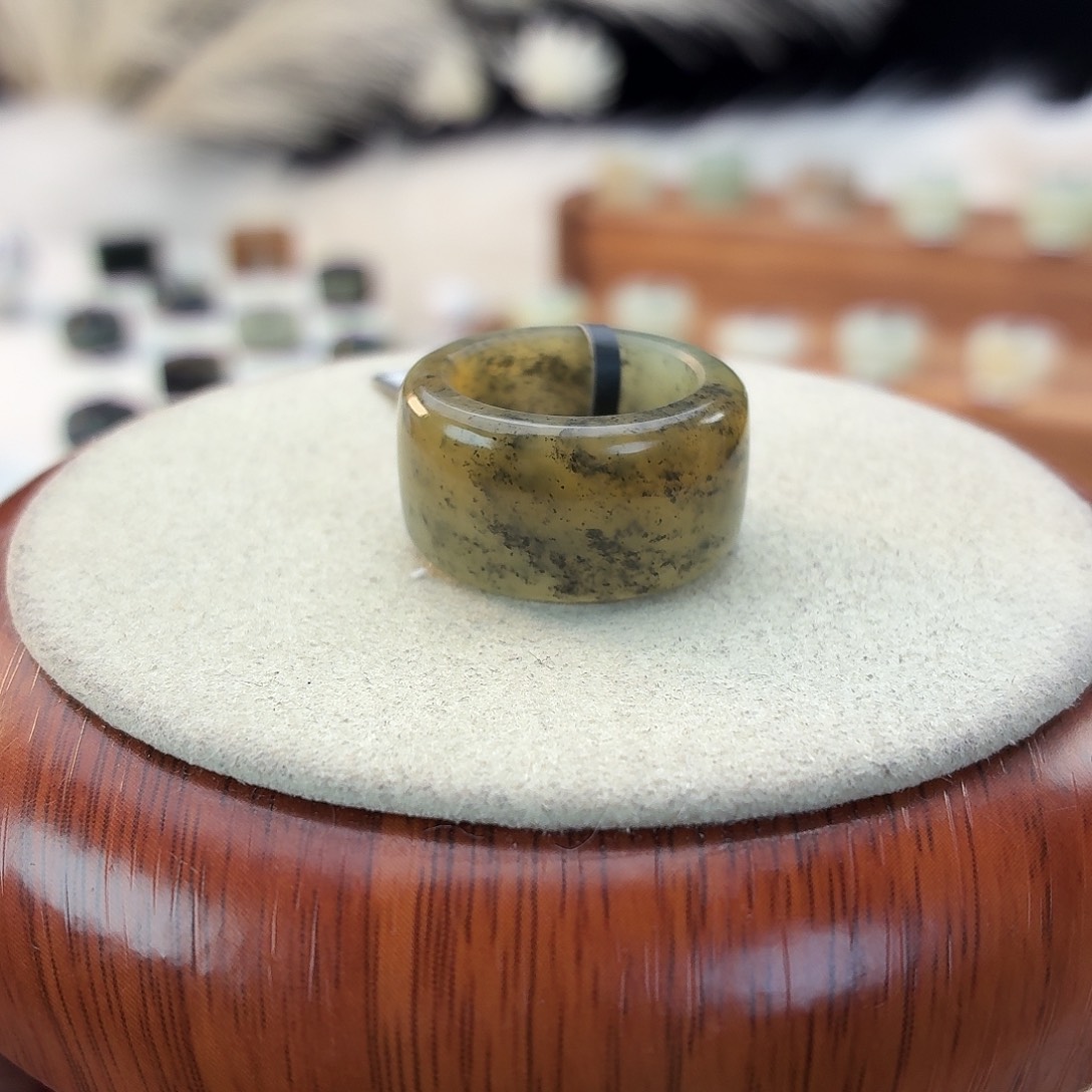 和田玉未镶嵌戒指i162糖青花圆切16.3mm