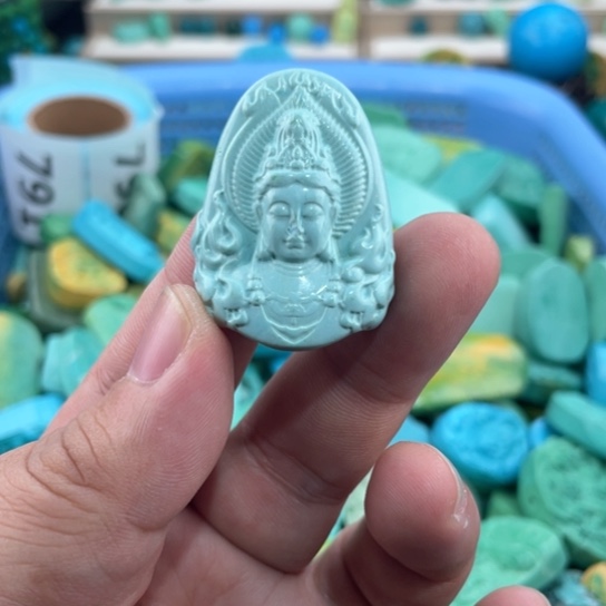 未镶嵌菱锰矿珠宝半成品