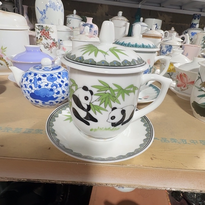 王***士景德镇的陶瓷瓷器