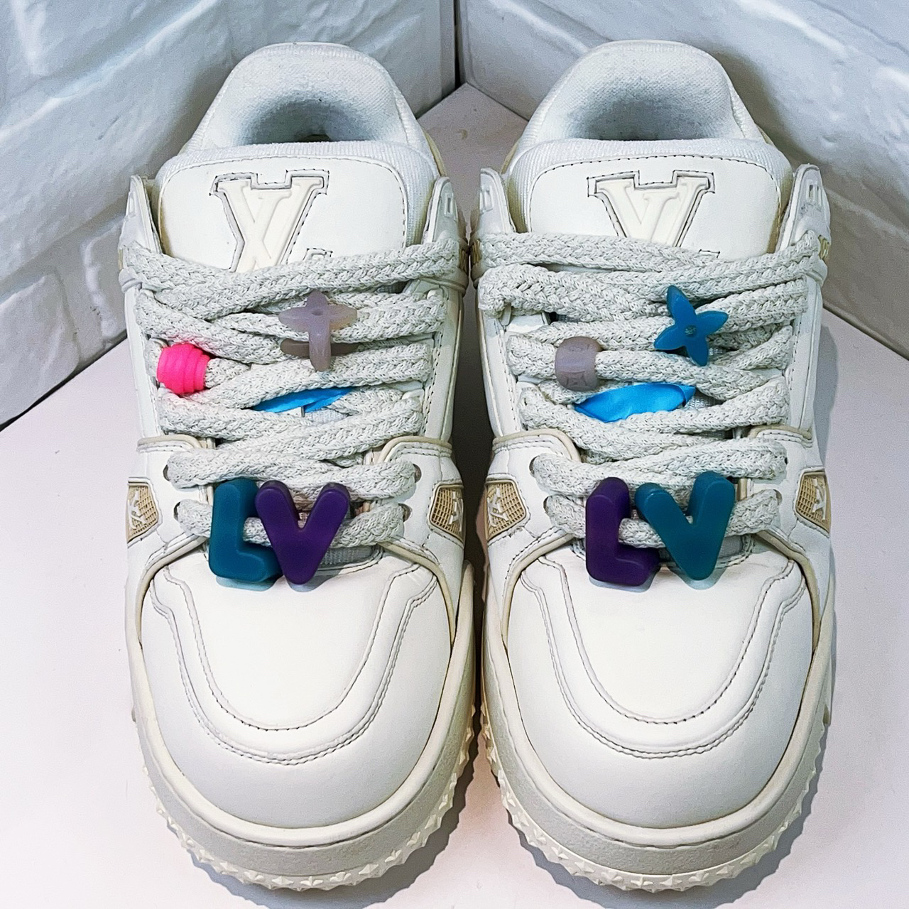 99新 LouisVuitton/路易威登 trainer 米白小胖丁欧码7码 41码