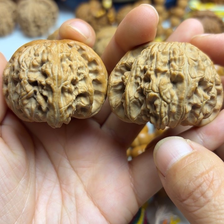 猴头核桃吊坠白狮子核桃全品精选