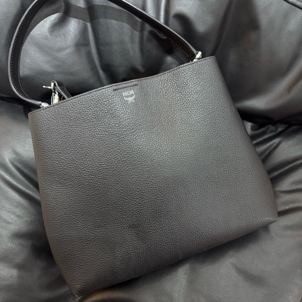 99新 MCM 大麦中古/mcm黑色全皮腋下包/斜挎