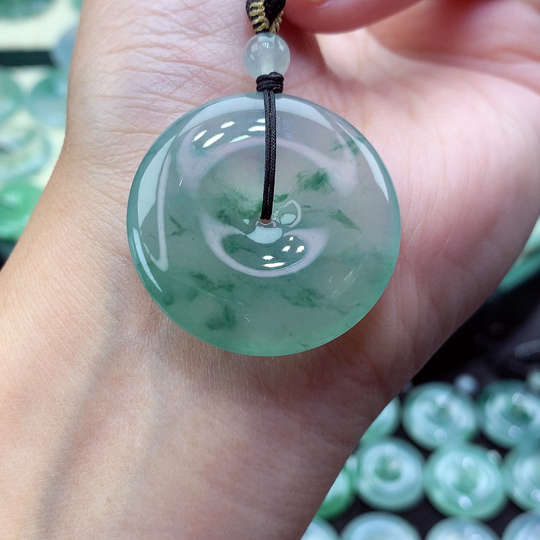 翡翠颈饰未镶嵌尺寸33.5-6.2