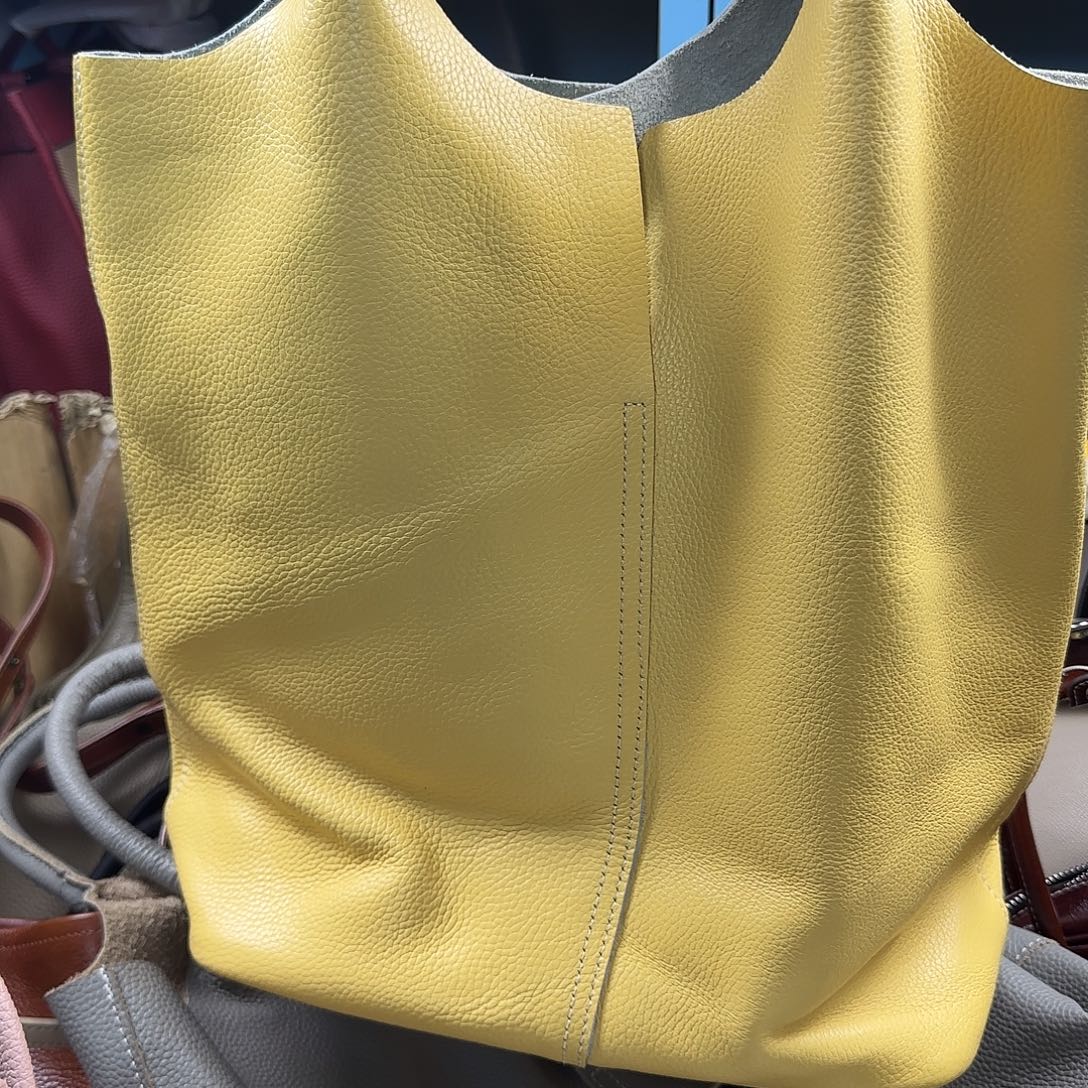 小牛皮水牛皮反绒皮头层牛皮