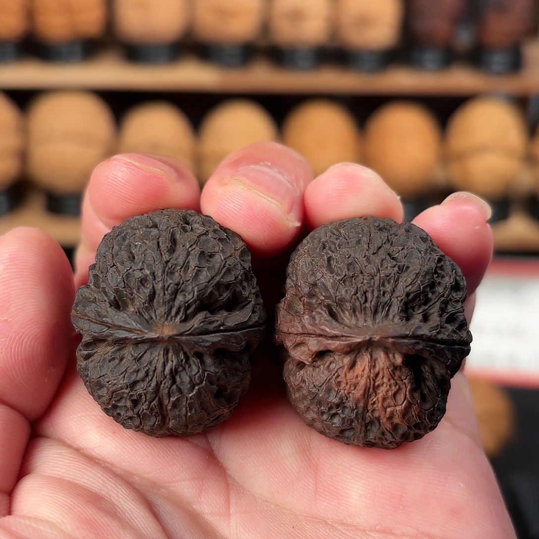 吊坠文玩核桃地焖