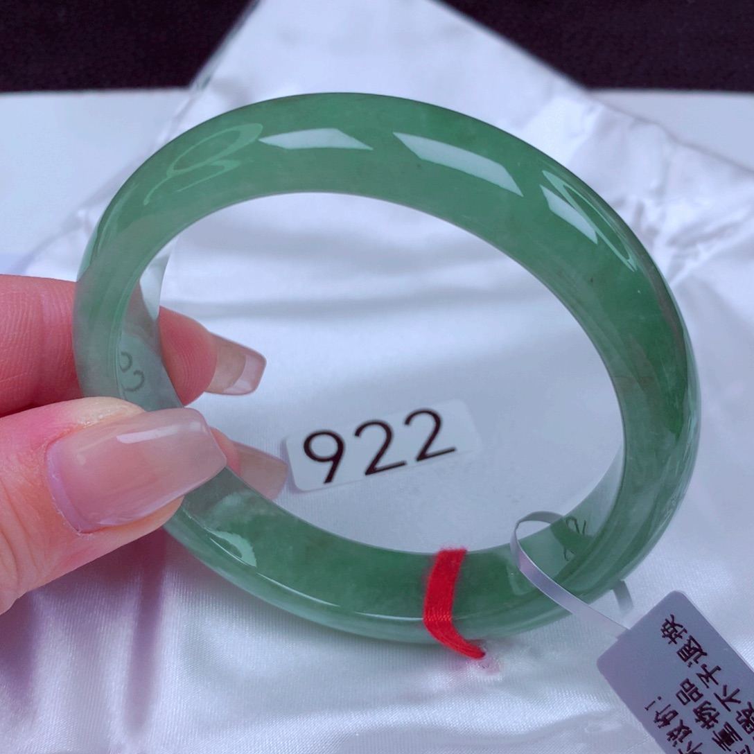 翡翠未镶嵌手镯手镯