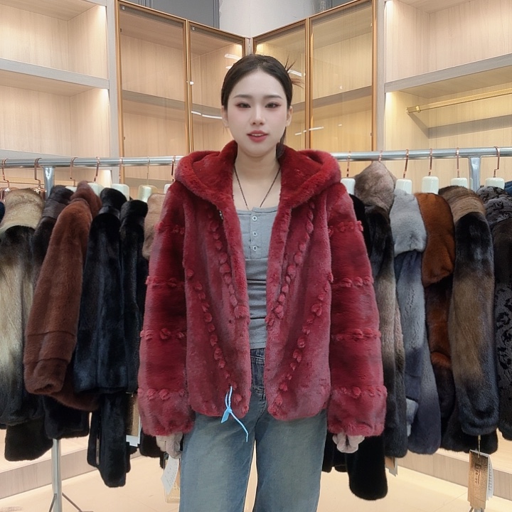 红色短款戴帽yh0394