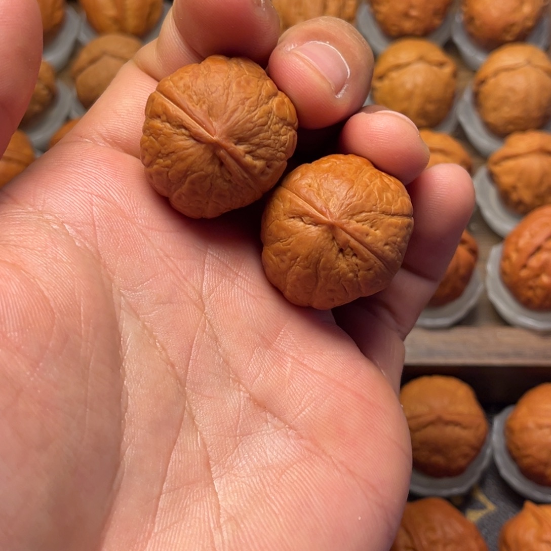 ゞ***⁶文玩核桃把件转运珠