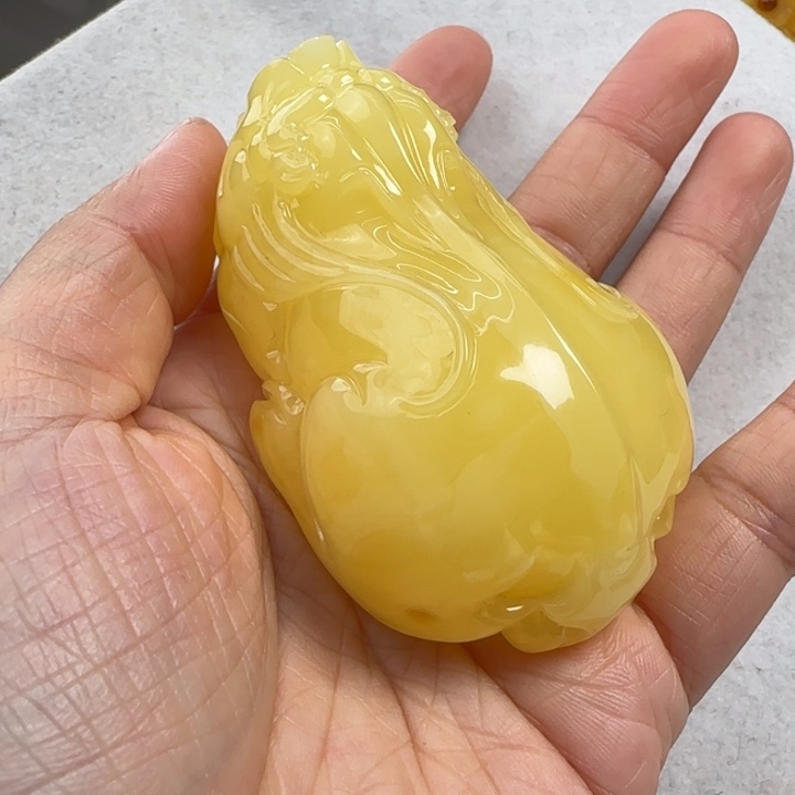 蜜蜡珠宝奇石未镶嵌