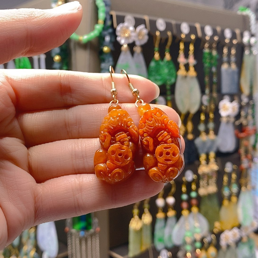 未镶嵌翡翠耳饰翡翠
