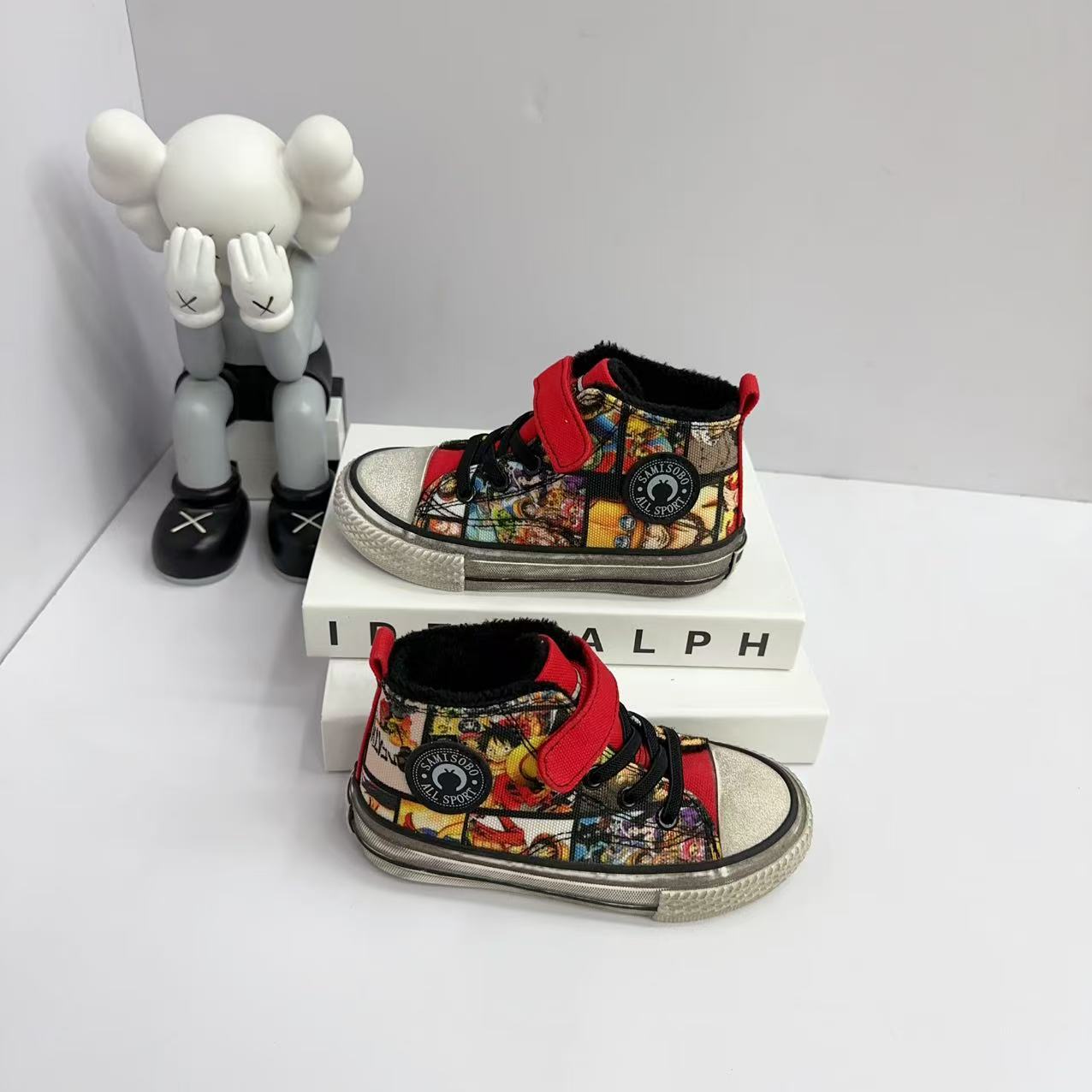 1287儿童休闲卡通动漫女男高帮图腾帆布鞋浅口软底