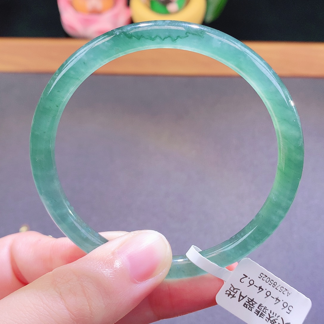 翡翠未镶嵌手镯天然翡翠