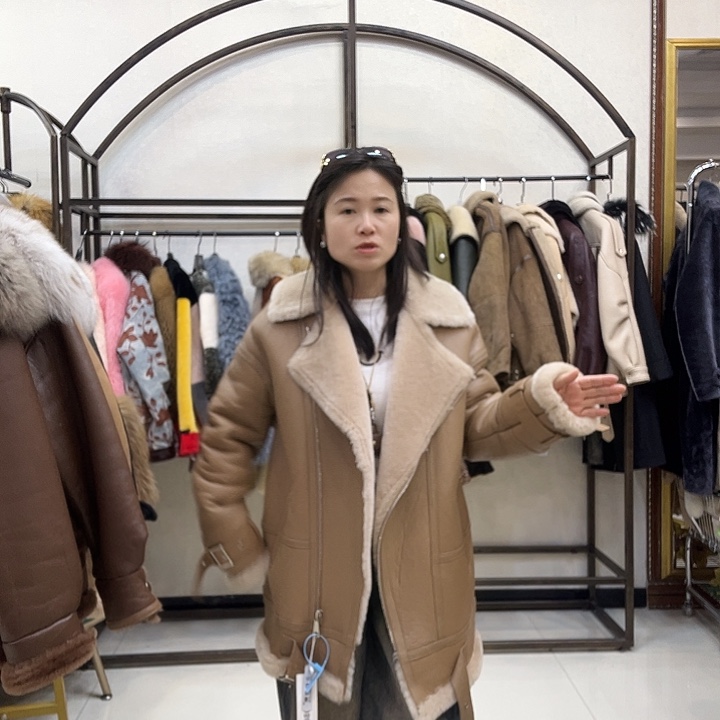 真皮皮衣皮毛一体130斤以内