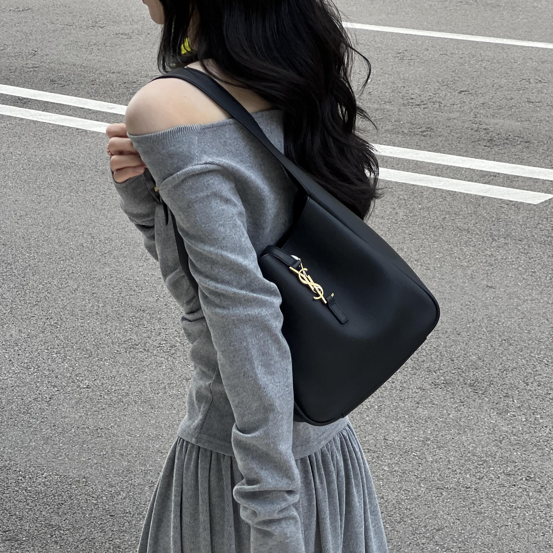 99新 YSL/圣罗兰 3391 黑金hobo单肩包小号