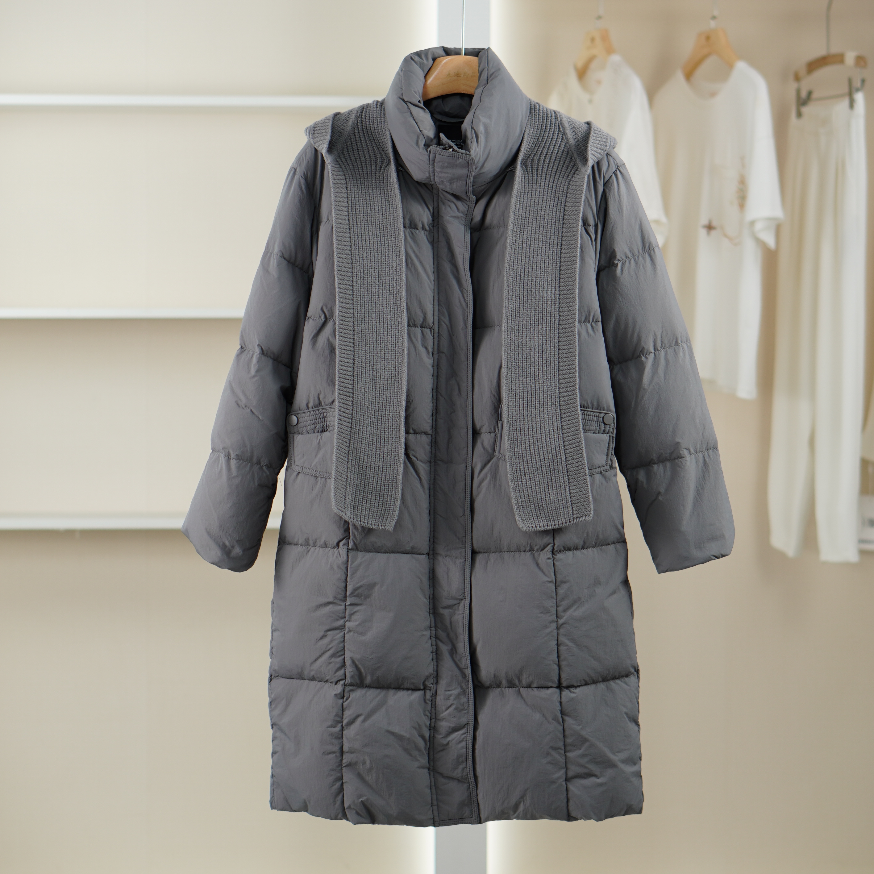 【麦笛·品牌新款】5102349  冬季时尚保暖长款羽绒服外套品牌女装