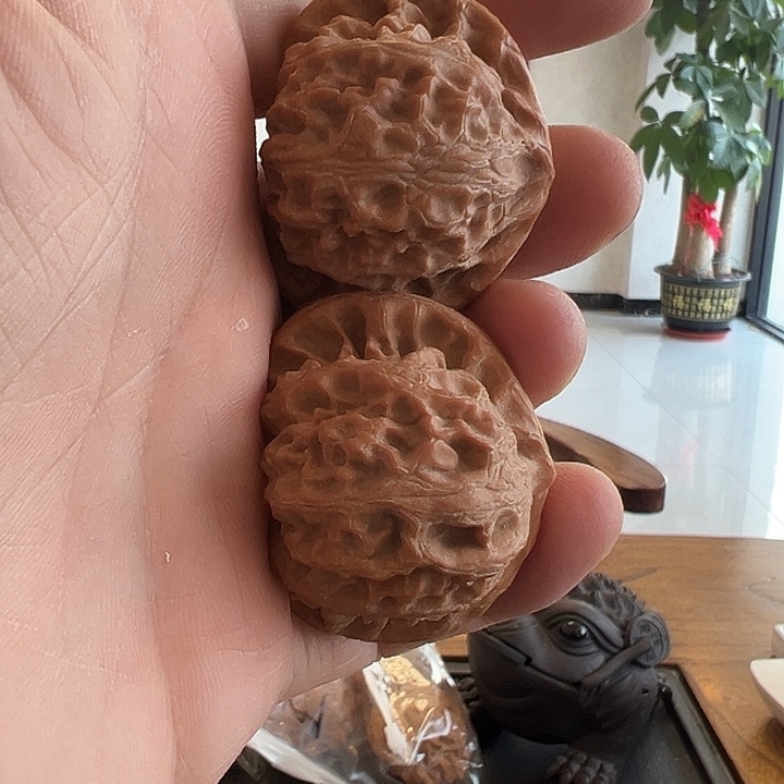 文玩核桃吊坠44 宫灯 新号福利