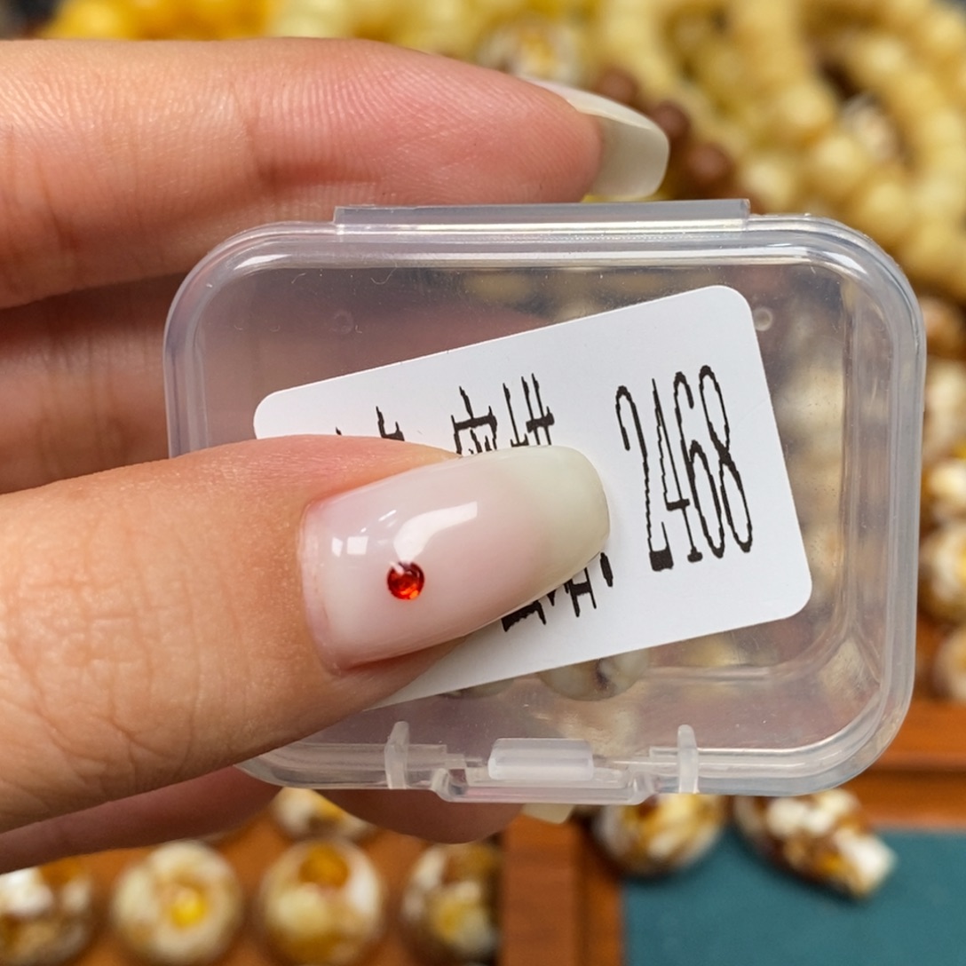 蜜蜡未镶嵌珠宝奇石2468