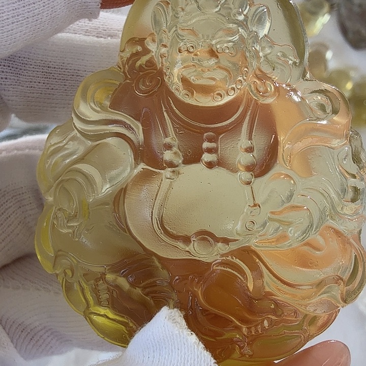 小***紫车挂未镶嵌水晶水晶