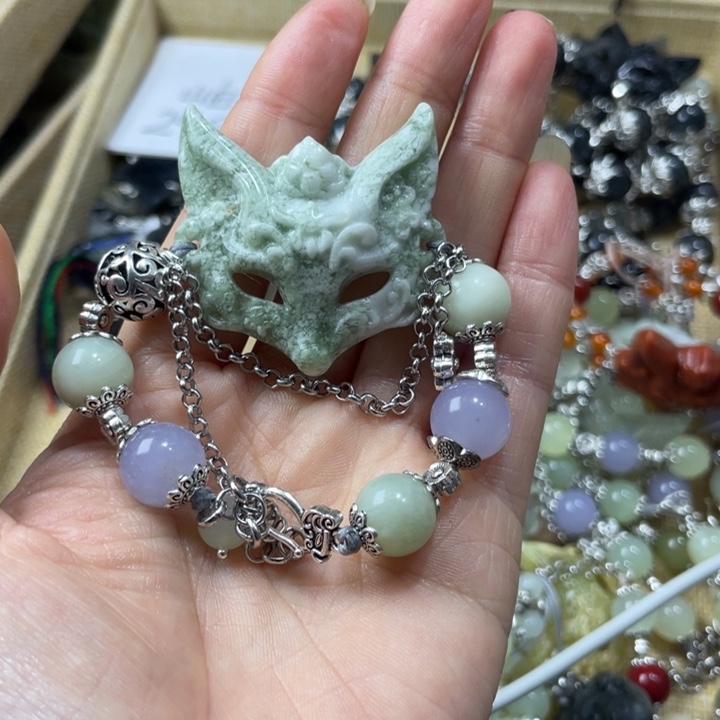 蛇纹石玉合金颈饰