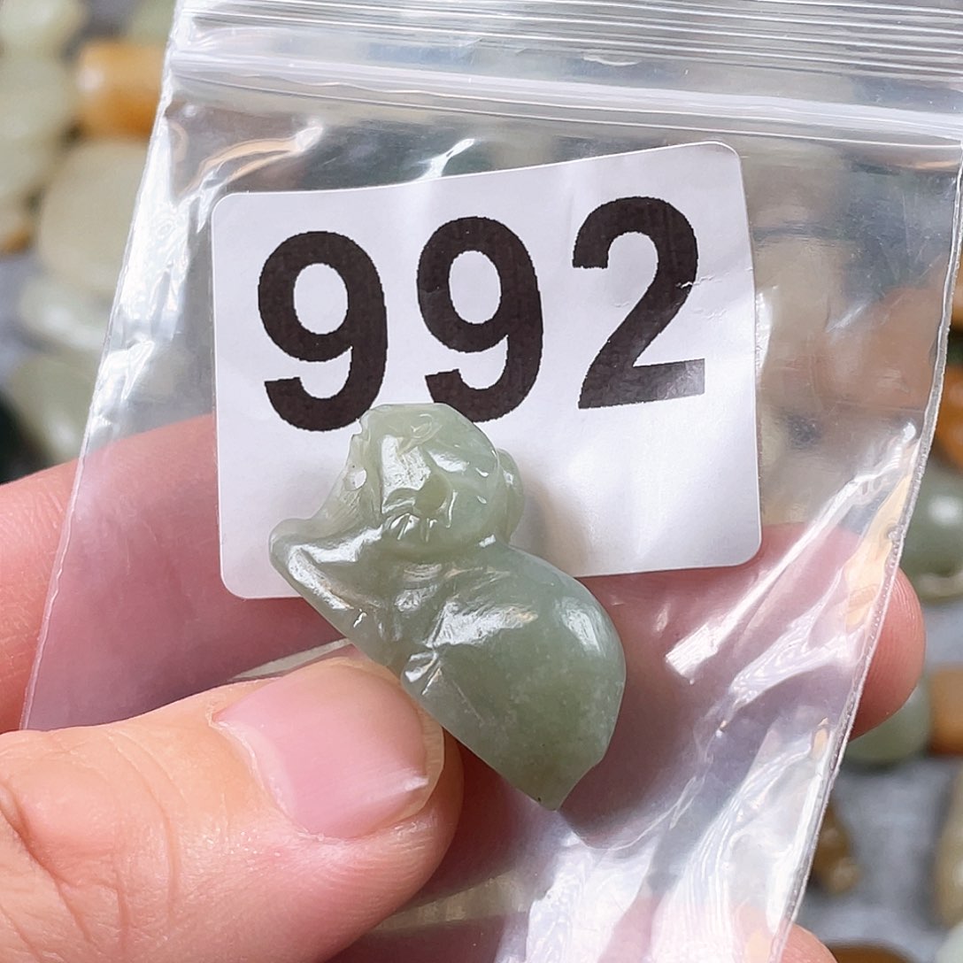 和田玉（糖玉）颈饰未镶嵌