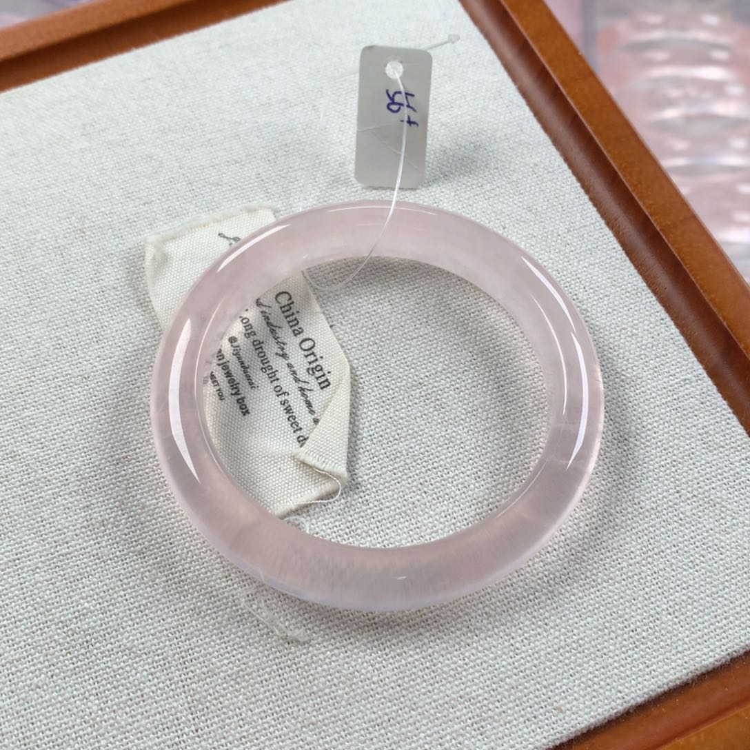 水晶手镯未镶嵌阿*星光粉56福利价